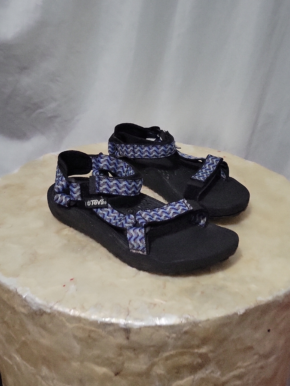 Teva  Black and Blue Sandals Sz 7 women's
